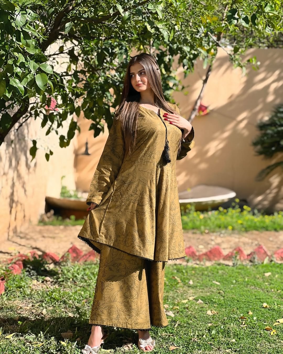 AVA
